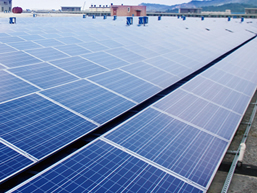 光伏装机逼近满水位 未来三年半如何安排？